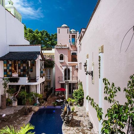 Garlands Del Rio Bed & Breakfast Puerto Vallarta Exterior photo