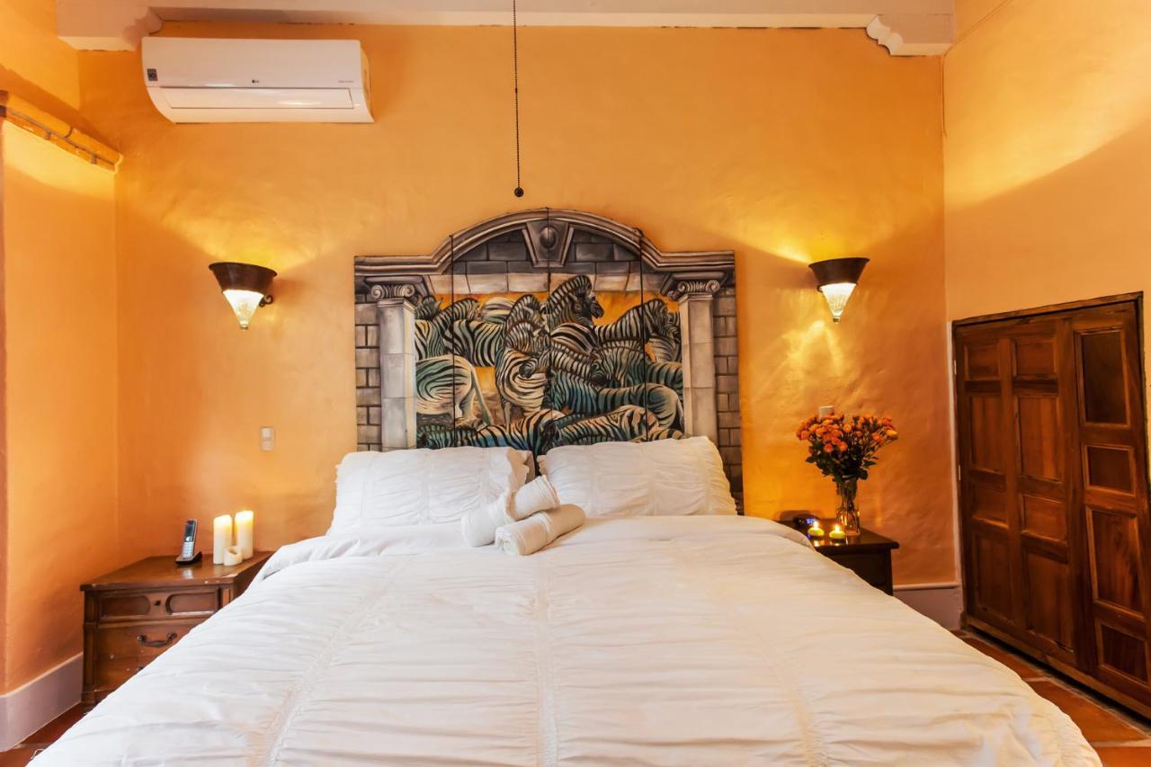 Garlands Del Rio Bed & Breakfast Puerto Vallarta Exterior photo