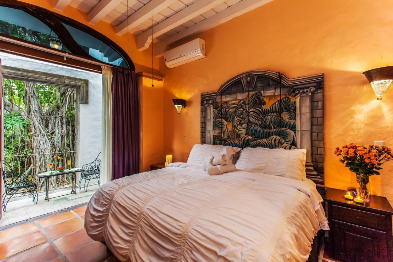 Garlands Del Rio Bed & Breakfast Puerto Vallarta Exterior photo