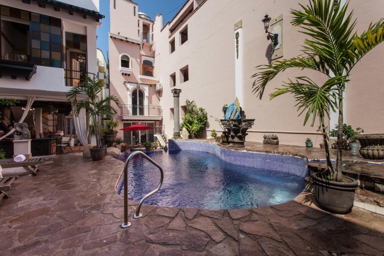 Garlands Del Rio Bed & Breakfast Puerto Vallarta Exterior photo