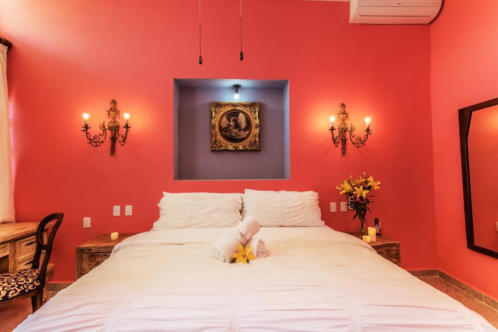 Garlands Del Rio Bed & Breakfast Puerto Vallarta Exterior photo