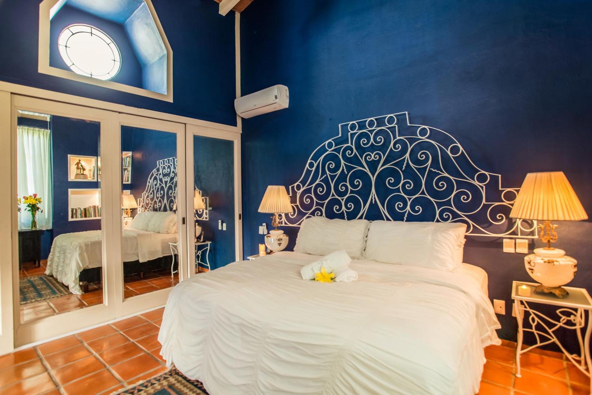 Garlands Del Rio Bed & Breakfast Puerto Vallarta Exterior photo