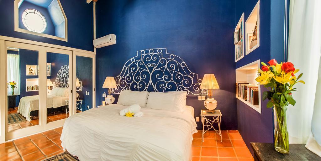 Garlands Del Rio Bed & Breakfast Puerto Vallarta Exterior photo