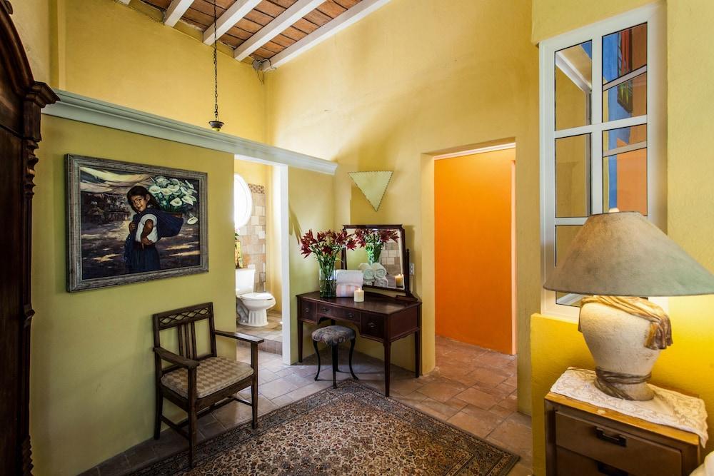 Garlands Del Rio Bed & Breakfast Puerto Vallarta Exterior photo